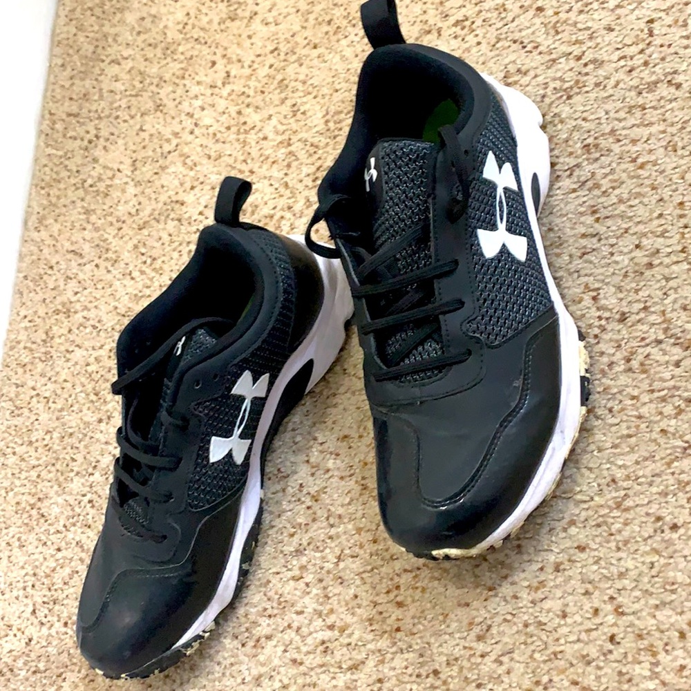 COPY - Under armour shoes